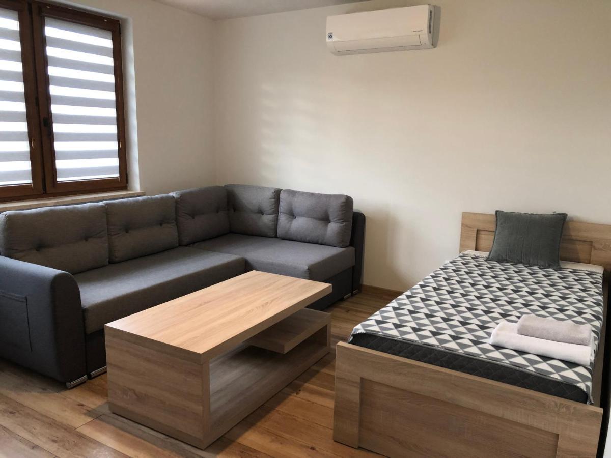 Noclegi Debowy Zakatek 자토르 외부 사진